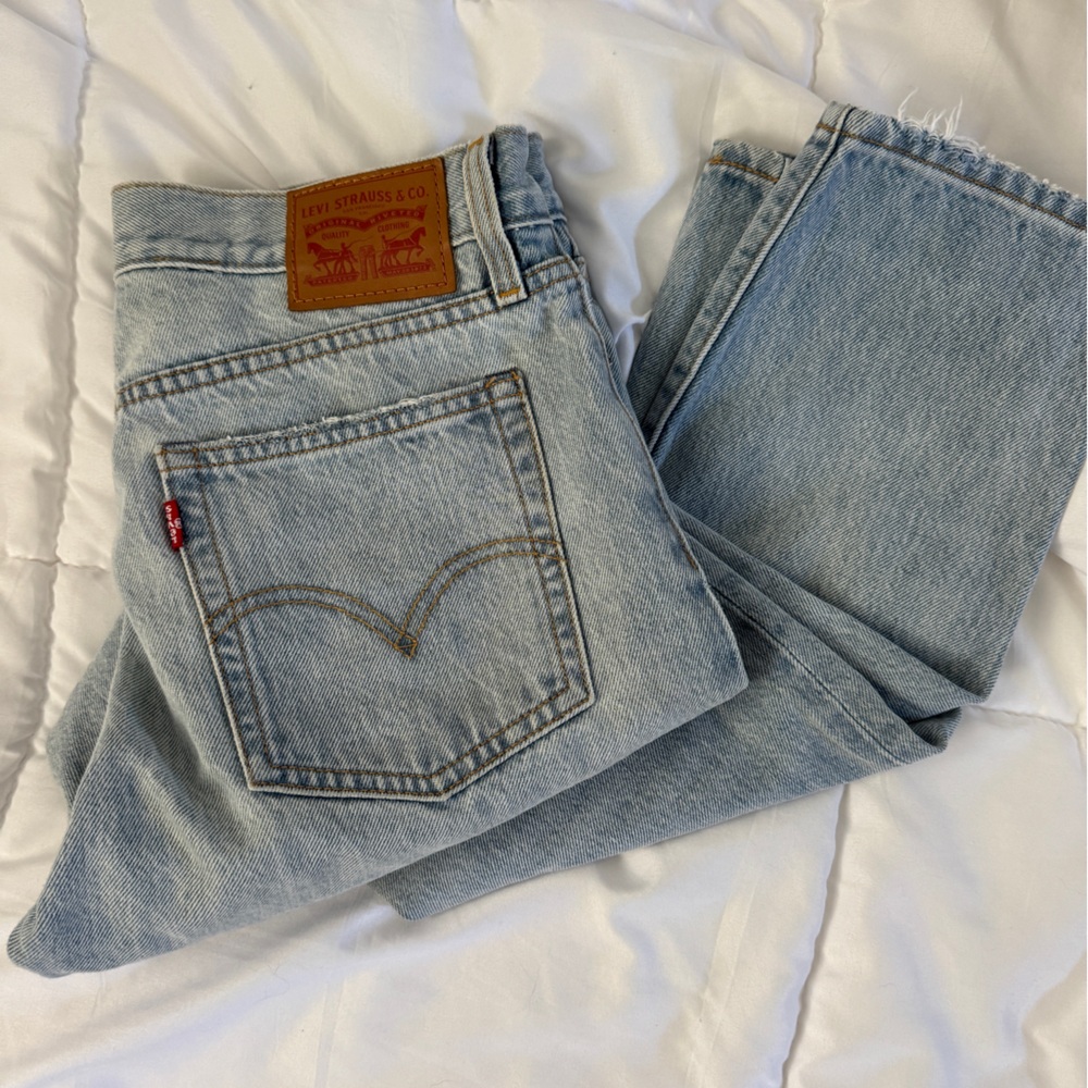 Levi's Classic Light Blue Straight Jeans